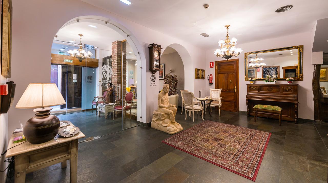 Hotel Alda Via レオン エクステリア 写真